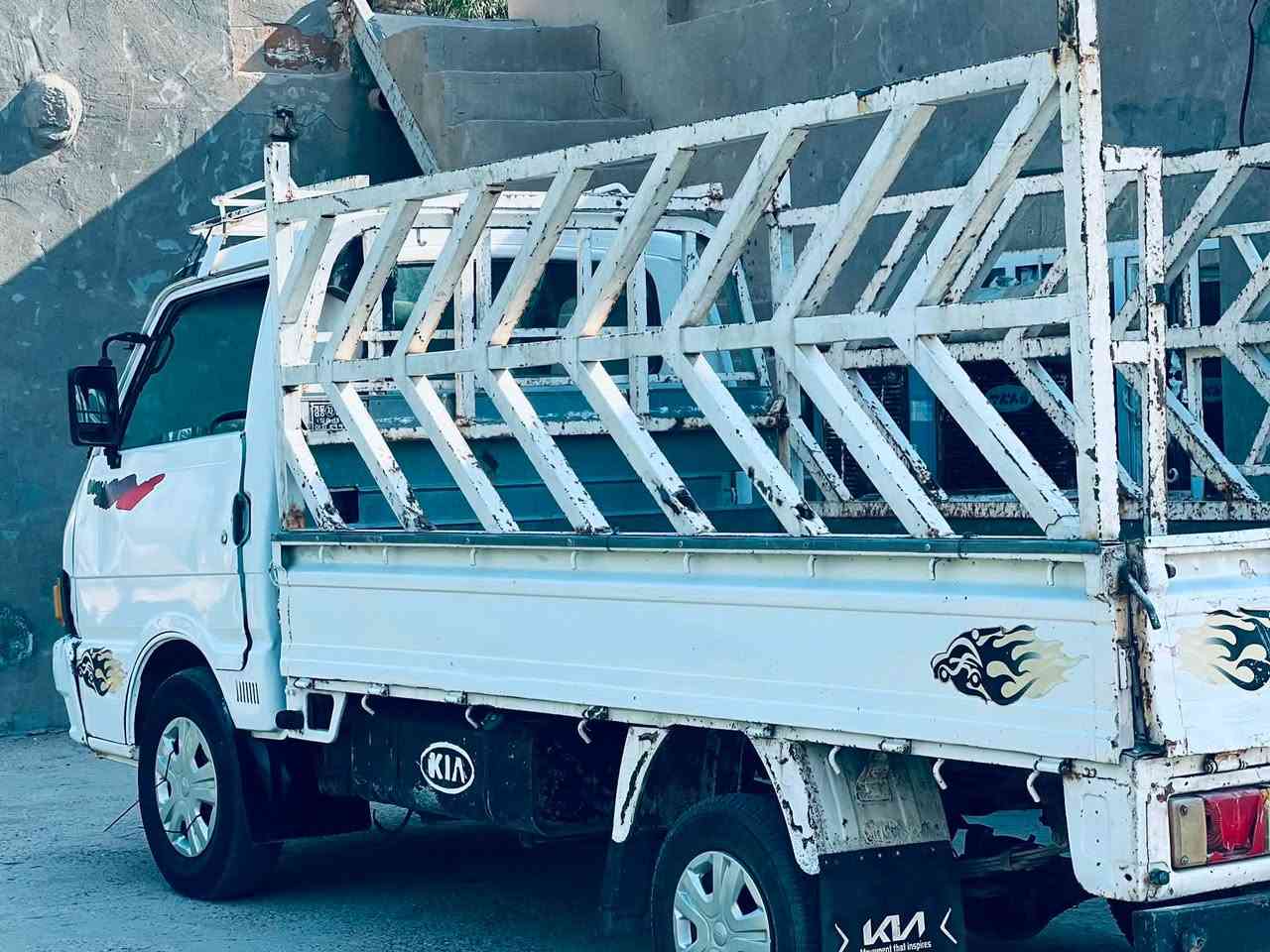 سلام عليكم كيه تك قماره موديل 94رقم بغداد إنكليزي سنويه 2027تحويل مباشر سياره جاهزه من كير ومحرك واكسن وشواصي السعر 43بيهه مجال العنوان بابل الاتصال ***********
