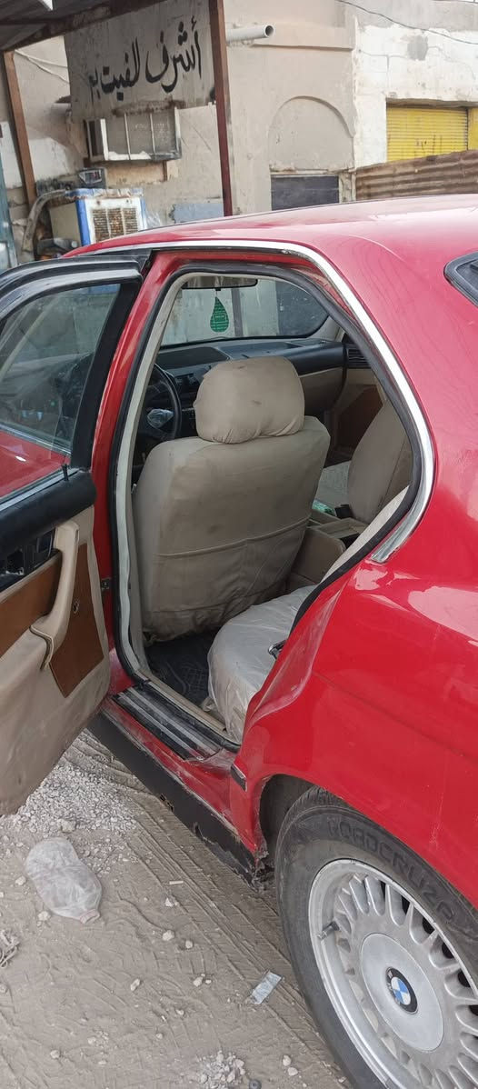 بي ام ٥٢٥ موديل 89
سعر ٣٦ سياره هزه جديده بسمي الكير يخربط السياره تمشي ابيع كير كايم *********** مكان السياره كربلاء
