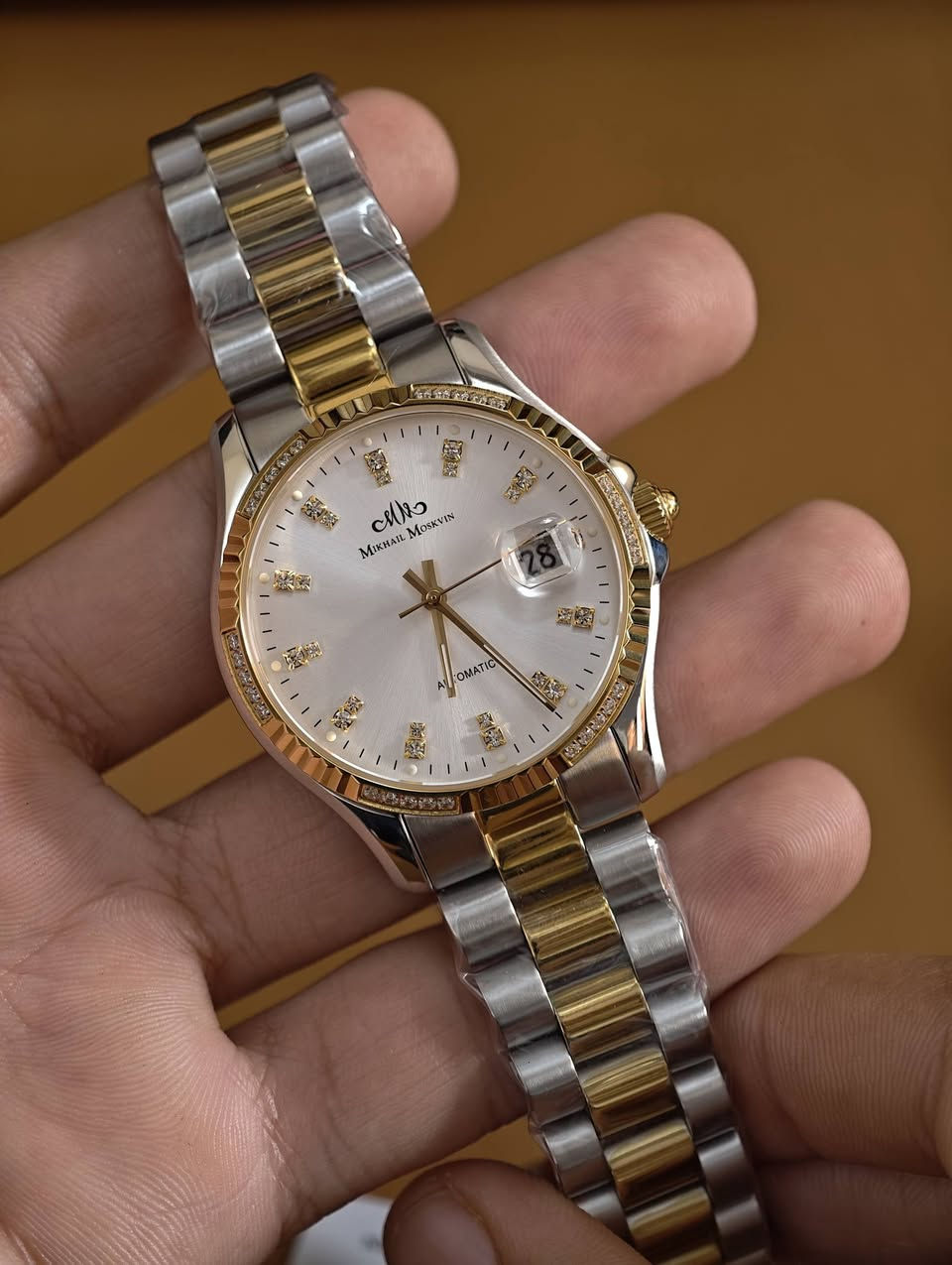 الاسعار من 20 دولار إلى 350 دولار تصفيه 1
للحجز والاستفسار خاص او واتساب فقط ***********
