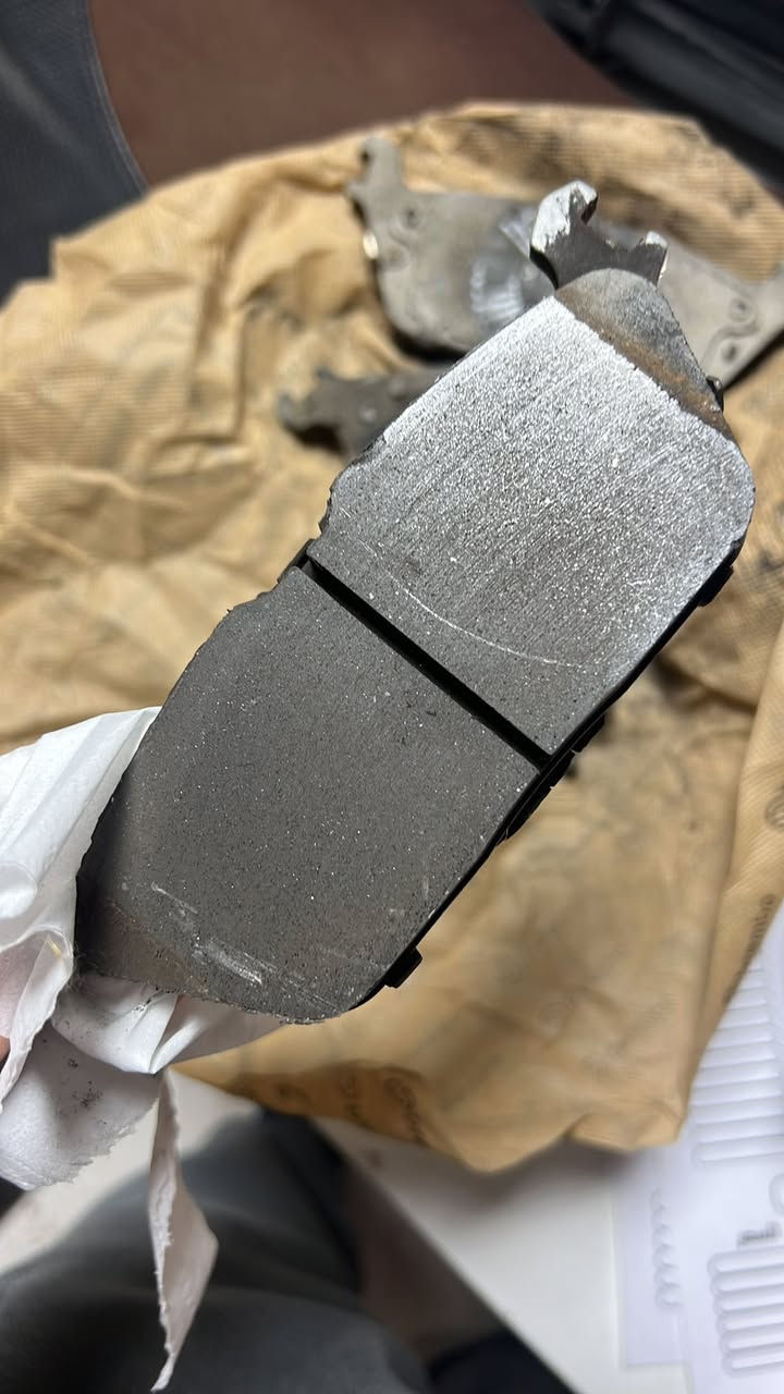 غراض رام شكل جديد فورويل للبيع

تخمين دسك خلفي برمبو  اصلي 

عبوه اصلية موبار

راسلني بالخدمه توصيل موجود 🌷


**إذا كنت صاحب هذا الإعلان وتريد حذفه لأي سبب، رجاءا أرسل رسالة إلى الدعم الفني**