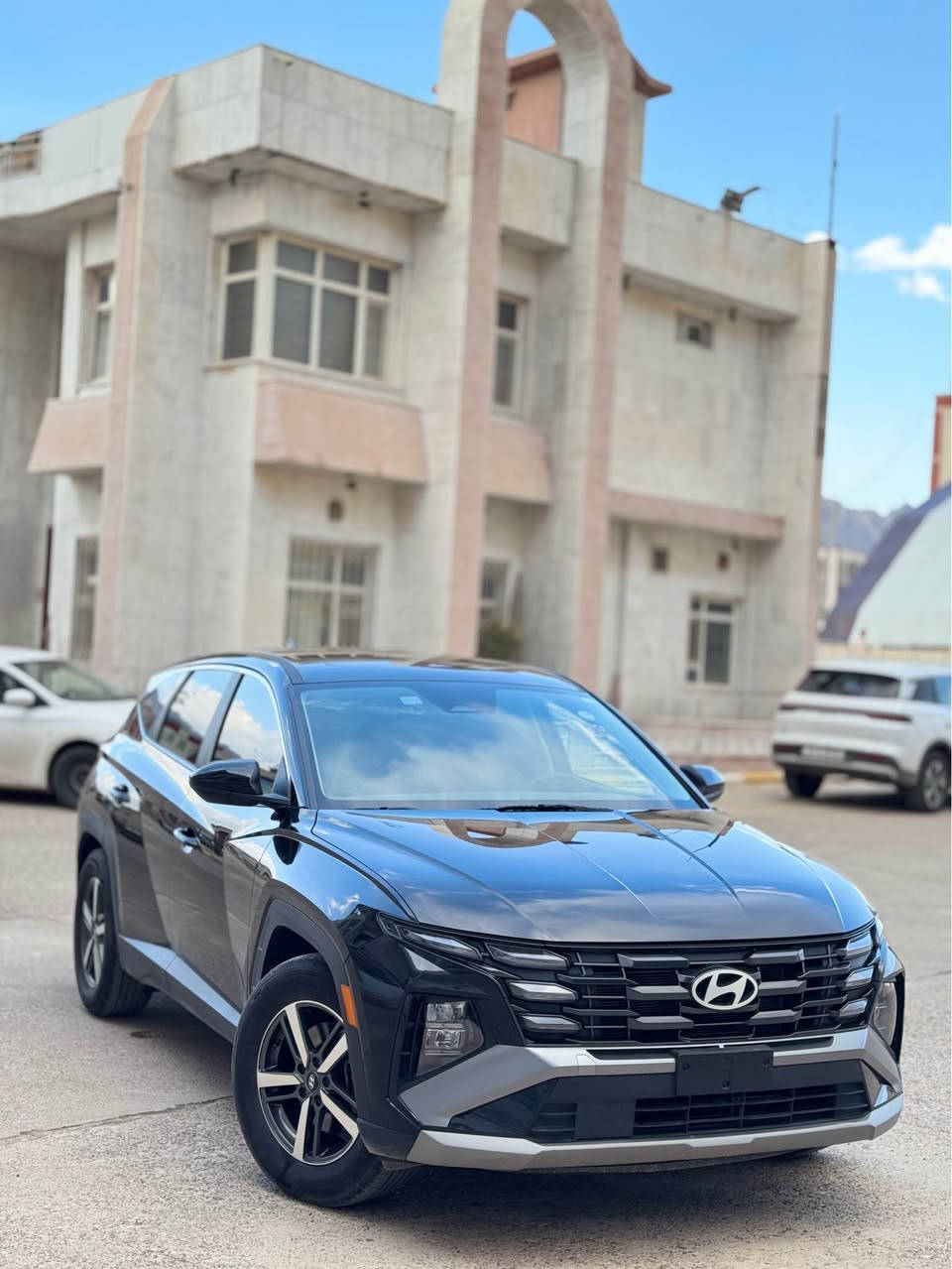 Hyundai Tucson SE 2025 تكسون شكل جديد 🔥

صور الحادث بالمنشور "حادث خفيف"
جملغ و باب صبغ بدون دواخل

سعر بلاش 🔥 165 و مجال جداً بسيط
محرك 2.5lتنفس تبيعي 
4بستن 
ماشيي22الف ميل 
ايرباگ /ستيرن تگ و رجع بيلادي 

كل شي بلادي شركة و كير  محرك شرط مضبوط 💯
يترقم محافظات شيمالية  اربيل دهوك سليمانية ✅
3KMJA3DE6SE013559 رقم شاصي

مكان عقرة "ئاكرئ"
واتس اب و كورك ***********
[hidden information] دهوك, العراق
