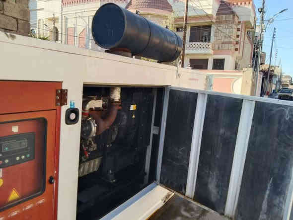 مولد بيركنز انكليزي 6سلندر راس توليد بلادي ستامفورد 110كيفي مولد جديدة جديدة جدا كاتم ممفتوح بيها برغي... العنوان بغداد تاجيات ***********
***********
