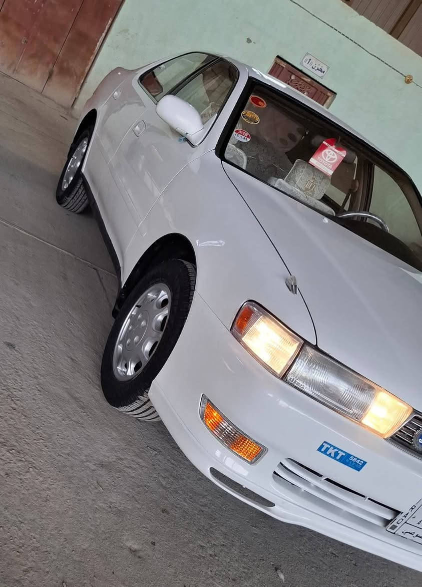 سلام عليكم كرسته البيع موديل 1993رقم قادسيه مشروع وطني مكفوله من الكص والنغل جثه والعيب شرعي والضربه بيه رشات صبغ مكينه وكير وانجي جدد حداديه وتخم تاير تبريد ثلج دواخل جدد السياره مال جناي مكان السياره الناصريه مركز السعر 75بيه مجال الاستفسار ***********
