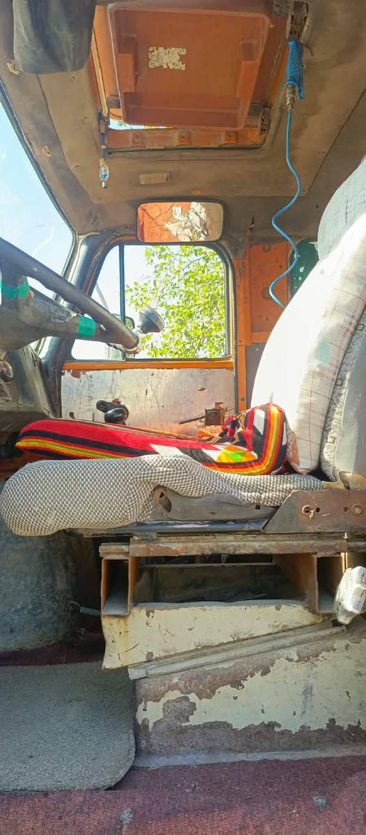 فالفو تك علم للبيع
موديل 82
كير4×4
محرك n10
شاصي مكفول 
رقمها ديالي اصفر سنويه ساقطه
راعيه موجود 
سعر10مليون وبيها مجال بسيط
عنوان بغداد المحموديه 
***********
***********
