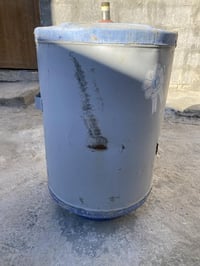 سخان 80 لتر • مستخدم موسم واحد • وردیه