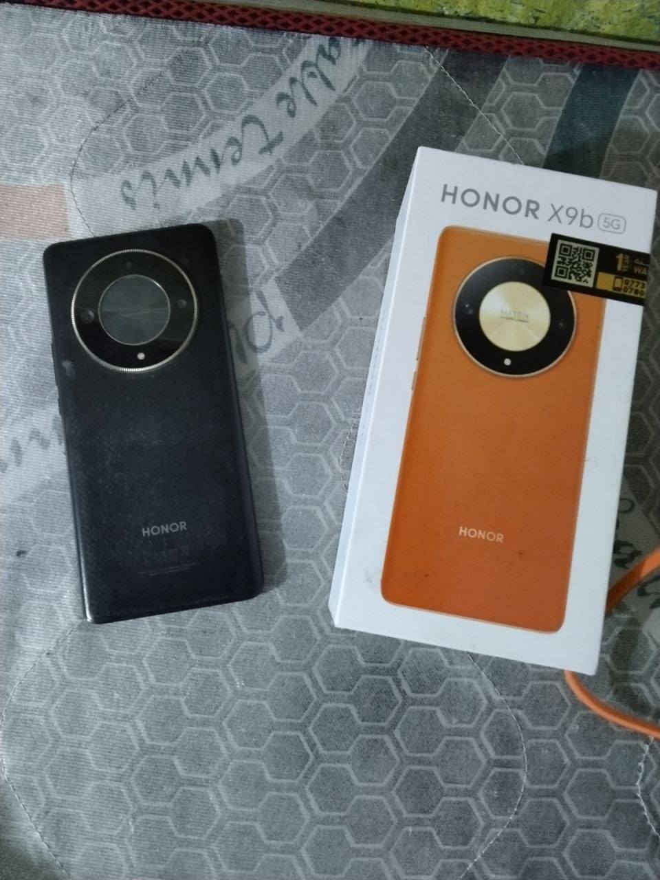 تلفون هونر اكس 9 بي
HONER X9b
الموبايل مكفول واستعمال تقريب ال 7 اشهر 
يدعم ال60 فريم
فول مواصفات من حيث الكامرة و الالعاب 
فقط مكسر الشاشه بس الجهاز شغال وكلشي مابيه وعلى حسب الاصول فقط الشاشه وبس موضح بالصور 
مكاني واسط الكوت داموك 
سعر 150
اليحب يشتري يتواصل وياي على هاذ الرقم واتساب او تتصل ع الخط عادي 
***********
