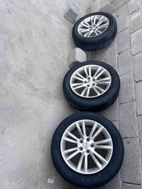 البصرة • تاير • للبيع