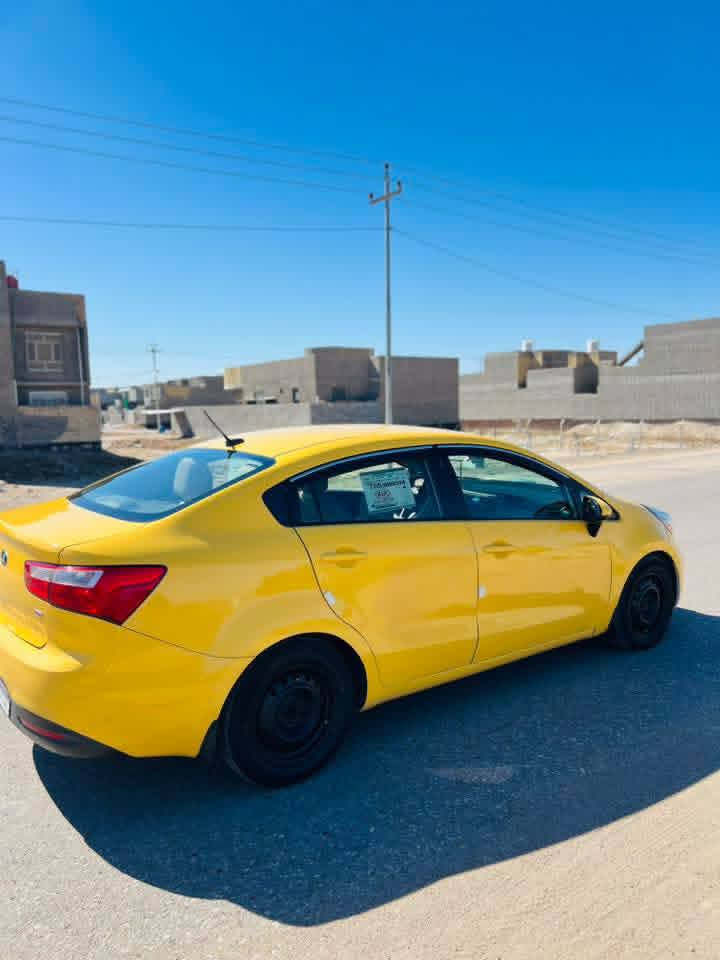 سلام عليكم ريو 2015زقم بغداد سنويه ال2028 مصفره هئيه وغرامات صور الضرر بلمنشور السياره كلين ليبل واحد السياره  كير ومحرك وحداديه كفاله تخم تاير جديد مال جناي جاهزه الاخير تبريد ثلج ⛄️ تدفئه شغاله
السعر79وبيها مجال لشراي 
الاتصال***********
مامتوفر بلخاص👆👆
مواصفات السياره 
نص فول غني عن التعريف
