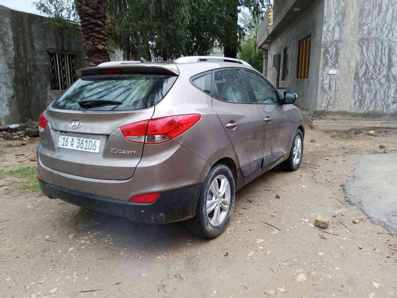 سلام عليكم توسان 2013 خليجي مكفوله كفاله عامه مكينه مامفتوح  رقم قادسيه انكليزي 
مكان السياره بابل نيل  السعر 135 او بيه مجال   ***********.
