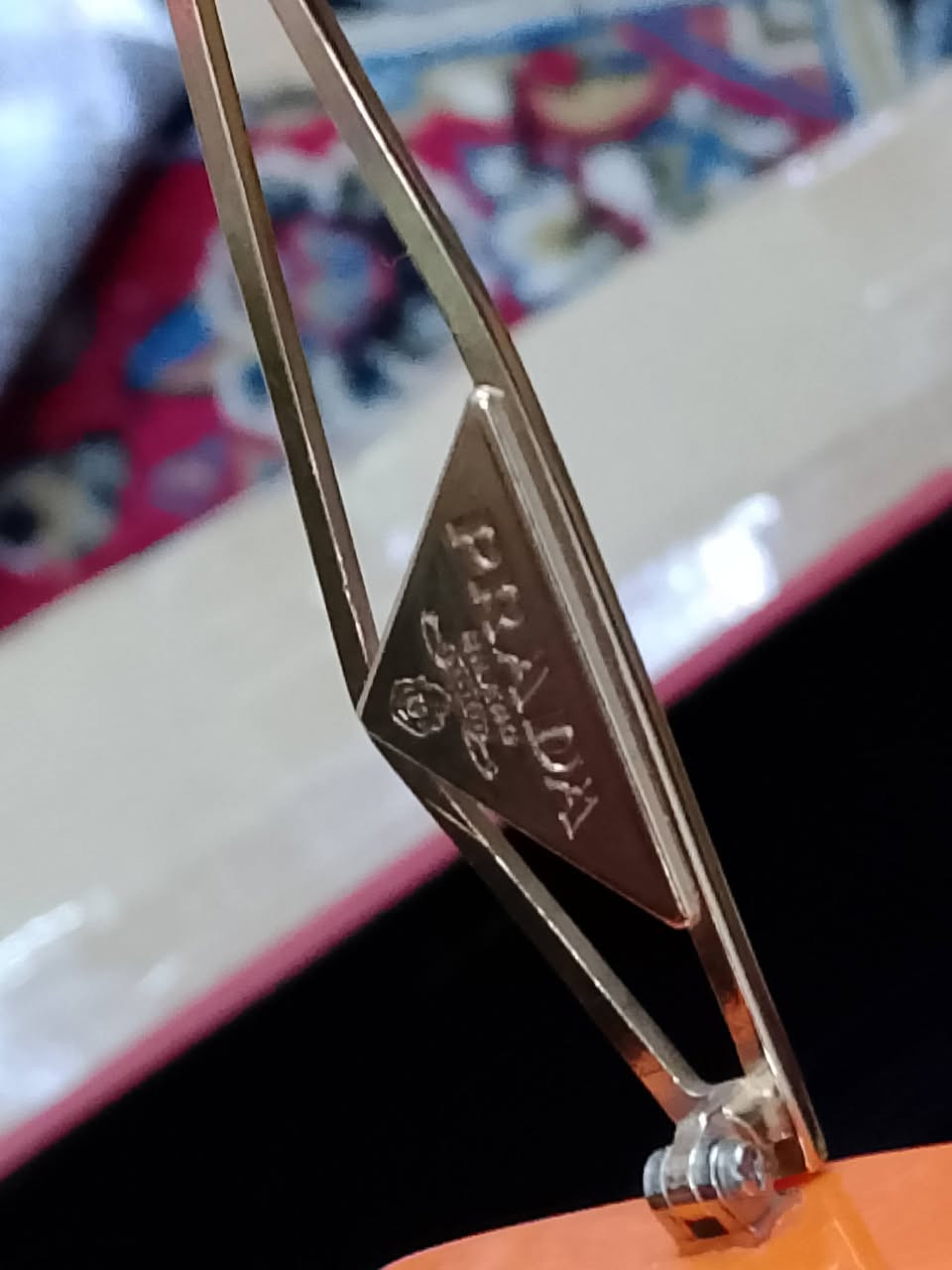 نضارات ماركه براده بس العلبه كارتير خلي سعرك وبلعافيه


**إذا كنت صاحب هذا الإعلان وتريد حذفه لأي سبب، رجاءا أرسل رسالة إلى الدعم الفني**