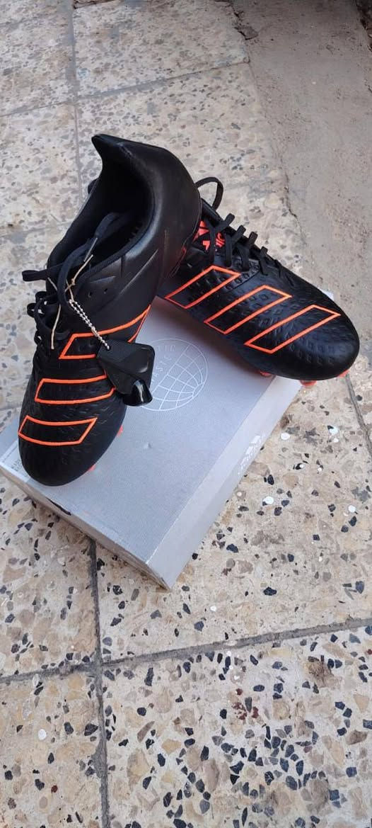 سلام عليكم حبايب گلبي ستد للبيع بهل تصميم وبهل جمال نوع Adidas  متوفر
قياسات 42/43 سعر((40)) 
متوفر توصيل لجميع محافضات 
نوعيه اندنوسي درجه اولى 🔥🔥


**إذا كنت صاحب هذا الإعلان وتريد حذفه لأي سبب، رجاءا أرسل رسالة إلى الدعم الفني**