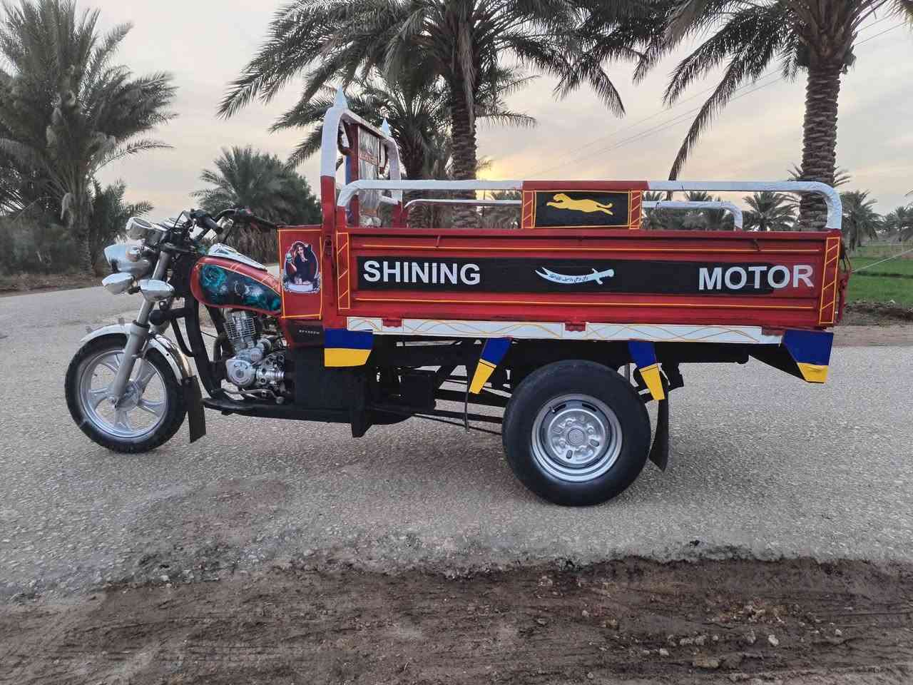 السلام عليكم ستوته للبيع 2017 محرك 21 ستوته مقفوله سعر 1,250 رقم الهاتف ***********
