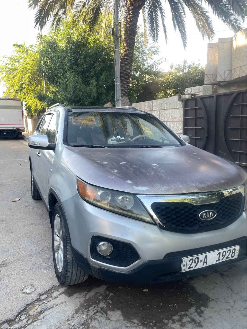 السلام عليكم kia sorento
موديل2010
لون رصاصي جارد
مكانها الدوره 
***********
سياره خليجه بيها ضربه باب وجاملغ ومصالحها بس يرادلها ينعاد تصليحها
وصدرها مو زين  وبنيد مالتها هم يرادلها تبديل
رقمها واسط مميز
سياره فول مواصفات عدا بصمه 
مكينتها2400 
سعرها 107 ومجالها بسيط جدا جداا بغداد, العراق
