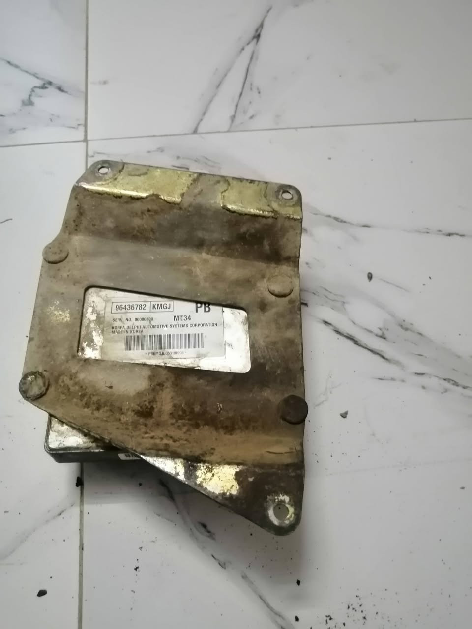 السلام عليكم ورحمة الله وبركاته اخوان عندي غراض فورنزا للبيع مثل ما مبين بل صور وعندي أغراض َاخرى مثل السلف الدكشن البارد والحار والاجويتر
الاتصال على الرقم ***********
