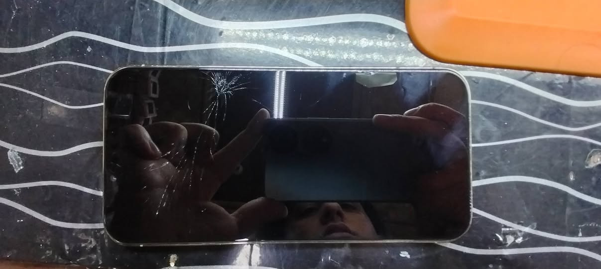سلام عليكم ١٣ برو ماكس
ذاكره ١٢٨ دبل سيم مبدل شاشه وبطاريه البطاريه فول اصلي الشاشه نوعيه حلوه حيل  الباقي موضح كدام العين والباقي شرط الجهاز السعر ٣٧٠ مكاني موصل جديده


**إذا كنت صاحب هذا الإعلان وتريد حذفه لأي سبب، رجاءا أرسل رسالة إلى الدعم الفني**