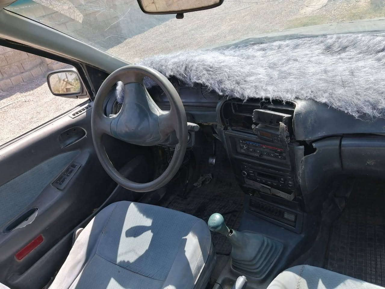 سلام عليكم  مكلف بل نشر كيا سيفيا للبيع للبيع مستعجل
المحرك.بحاله ممتاز جدا 
الكهربايات شغاله بل كامل 
تحمل وتطلع عل بصره خط 
السياره جدام العين 
السعر المطلوب 15وبيه مجال حك الجيه 
الاتصال على الرقم التالي ***********
ملاحظه ( اي تعليق سلبي مردود رجاء)

