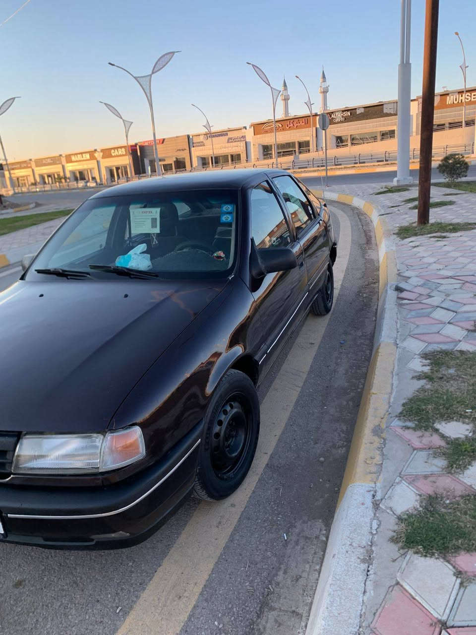 سياره اوبل فكترا موديل 91 حجم 18 سياره نظيفه كولشي مابي شرط بدون ضربه سنويه مشروع وطني لل 2029 بي دفتر بنزين كهربائية كلها شغال تخم صدر جديد سعر 35وبي مجال بسيط عنوان كركوك رقم هاتف ***********
