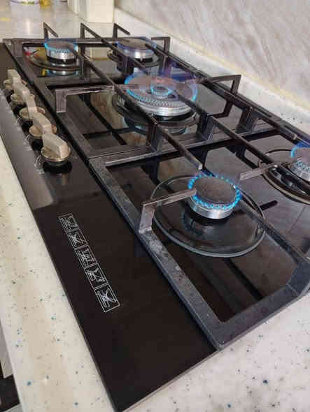 طباخ منضدي نظيف للبيع.100الف و بيها مجال.
***********
