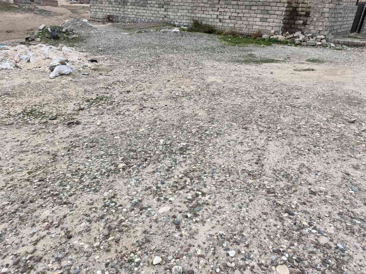 السلام عليكم
ارض تجاري للبيع في قرية شكرا عالشارع العام طول 18 عرض 18 الاتصال على الرقم ‏‪+9647721584721‬‏
