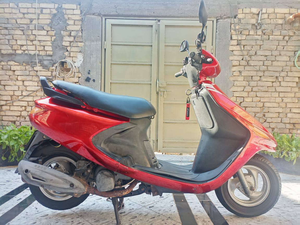 سلام عليكم دراجه للبيع فراشه حاويه صار شهر ونص طالعه من الحاويه دراجه تشك الكاع مشي جاهزه ومرتبه ناصريه مركز ***********
