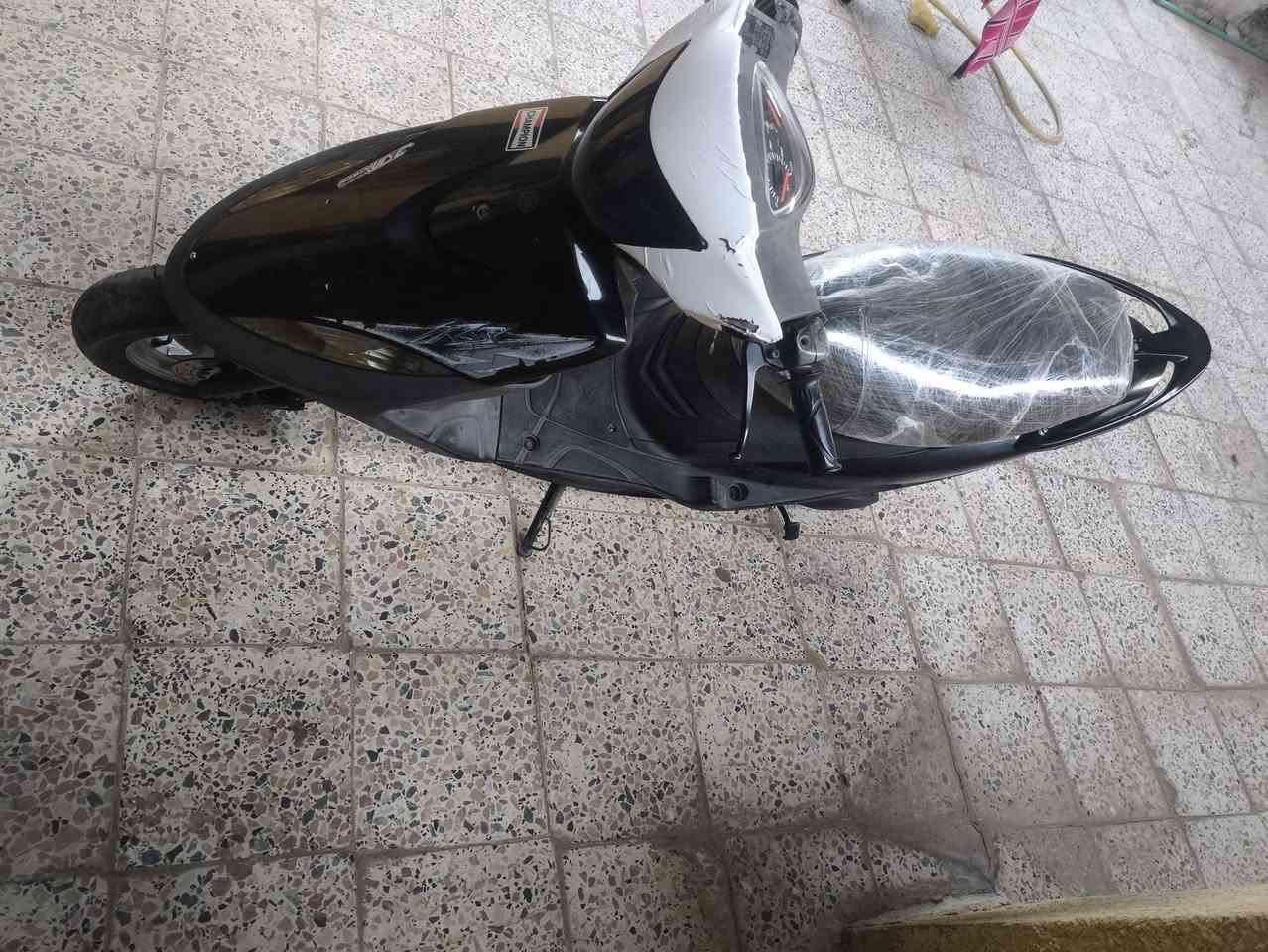 سلام عليكم دراجه لبيع تفاصيل خاص او رقم ***********بيه فقط واتساب
