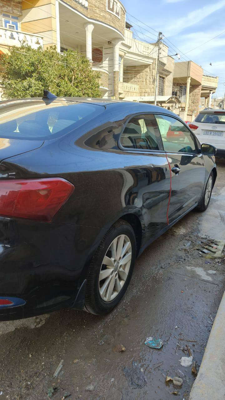 السلام عليكم
فورتي موديل 15

السيارة رقم بغداد 

مكينه 2000

المكان السياره بغداد 
السعر 75 وبيه مجال
***********
