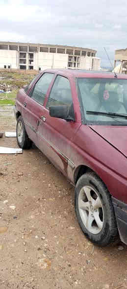 السلام عليكم فورد للبيع موديل 91 رقم جديد هزه جديده كربون موجود محرك بيه نفخ گير نظيف  تواير اخو الجديدطخم وسط اني الشرعي شرط التحويل السعر 20 وبي مجال بسيط العنوان موصل حي الفلاح رقم الهاتف***********\\\***********
