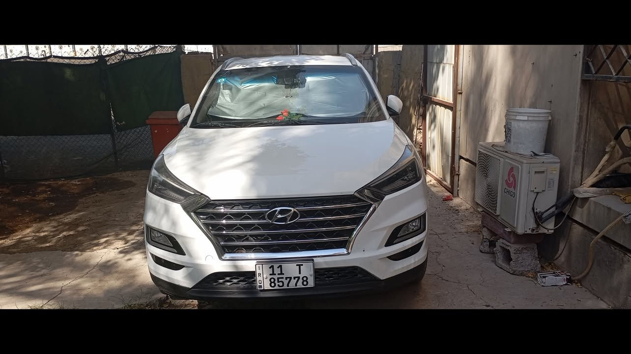 السلام عليكم للبيع توسان موديل ١٩ خليجي باسمي فول مواصفات مصبوغه حزام السونار بلمنشور  السعر ١٦٠ المكان بغداد البياع شقق حي السلام الرقم *********** بي  واس اب او ***********
