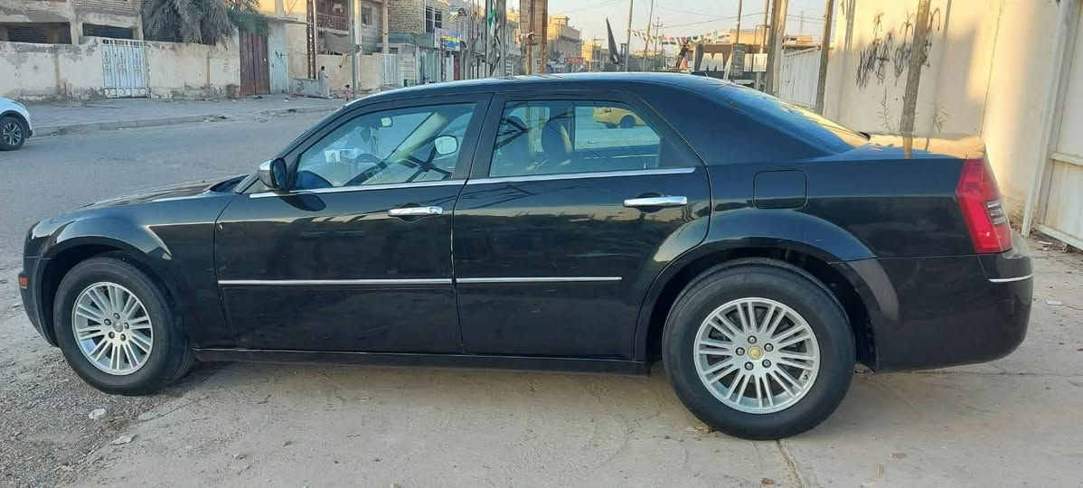 السلام عليكم اوبامه مديل 2010 رقممهه اربيل مكاني ميسان  تفاصيل كامله عل رقم 7705508460العماره

