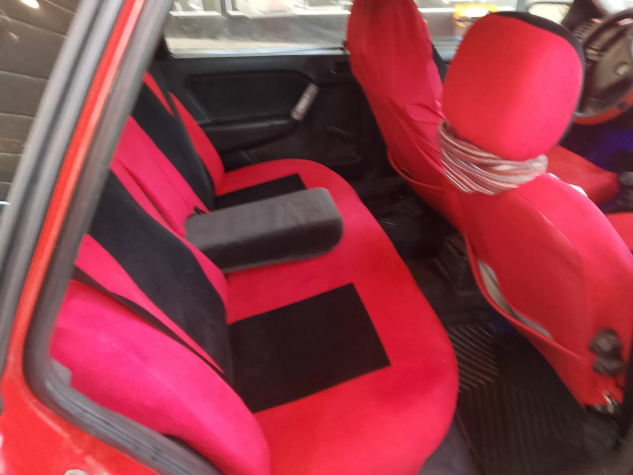 اوبل فكترا حجم 20 كاربون بانزين بي دعم وصبغ شويه جارد لون سياره نضيفه مثل ماواضح بل صور اني شرعي مالها  عنوان سياره دهوك تلفون ***********
