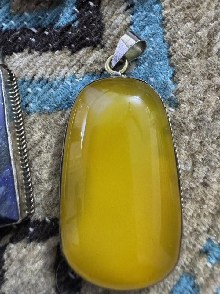 عقيق شرف الشمس مع الرصد حرز السيد القاضى والتحصين وعقد اللسان
#احجاركريمةطبيعيه***********واتس
