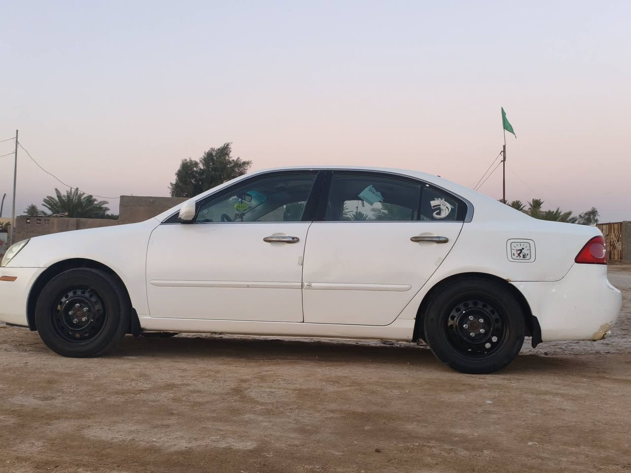 اوبتيما  وارد موديل 7 السياره مكانها في الناصريه كفاله من التبديل والضربه مجرد صبغ باب خلفي وجاملغ خلفي بدون معجون كامرا شاشه رقم نكليزي واسط بسمي كير خمسه نمر مكينه 2000 تبريد شغال جاهزه مابيها اي نقص السعر 105 للاستفسار ***********
