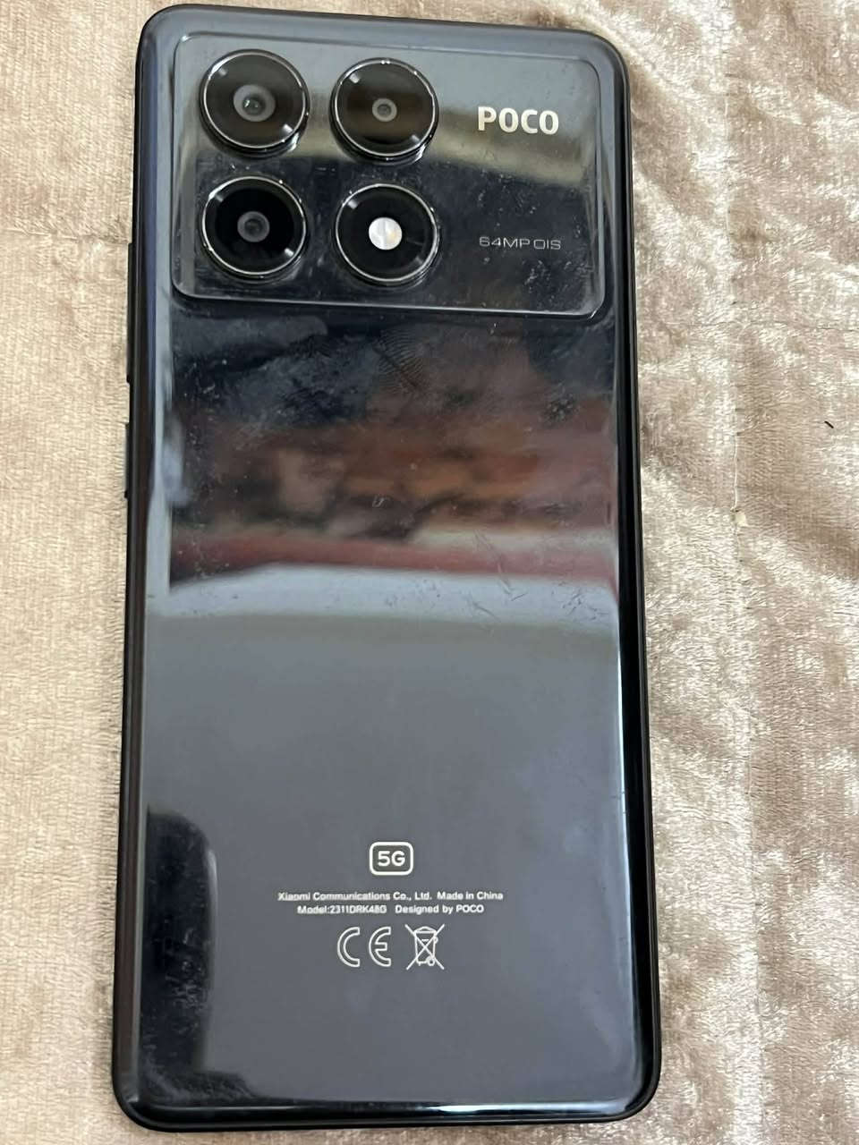 موبايل  برو POCO X6 بطاريه89٪ ذاكره 512 جهاز كلش نضيف بس بدون ملحقاته السعر 400وبيه مجال مستعمل قليل/الرقم ***********
