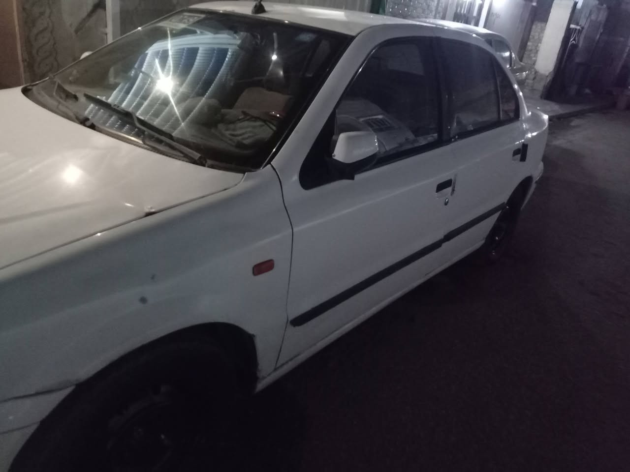 سلام عليكم سمند خصوصي ابيض موديل11.
رقم انكليزي 11بغداد باسمي سنويه ل2028
غرامات 000  مداور ثاني يوم  بيها قطعتين بنيد وجاملغ وضربات بسيطه كهربايات تبريد كله شغال حداديه 80%
 مكاني نجف الاشرف السعر (40$) بيها مجال بسيط

***********
