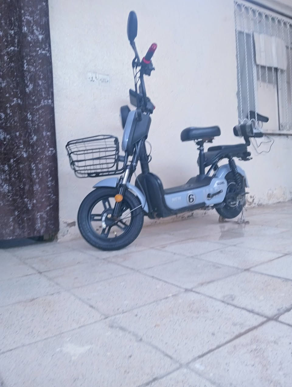 مرخصت مدير الكروب: سلام عليكم دراجه شحن حجم 14للبيع او مراوس بدراجه بانزين براس براس سعر الدراجه 230وبيه مجال الطيبين مستعجل عله بيعته مكاني بغداد مدينه الصدر  رقم ***********او خاص
