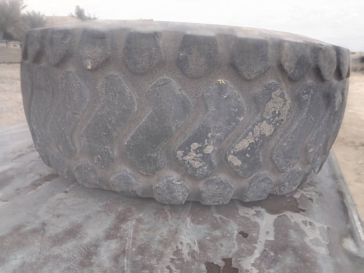 تايرات عدد ٥ حجم ٢٣ للبيع للاستفسار ***********
