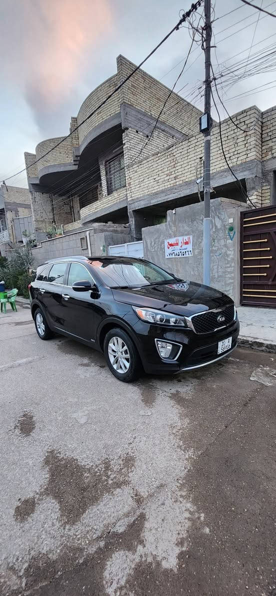 سورنتو امريكى موديل 2016
رقم نكليزي بسمي سعر سعر بلاش 145
سياره جديده كلش 
محرك 4سلندر 
سبعه راكب 
صور الحادث بل منشور معا سونار 
بيه جاملغ بدل حافت الباب صبغ 
مكاني بغداد الكماليه 
***********
***********
