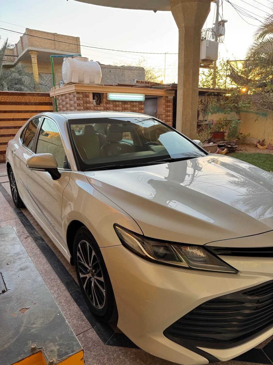 تويوتا كامري 2020 وارد خليجي بانزين فقط  لون ابيض صدفي اربعة سلندر كفالة عامة عدا بارد مقدار اقل شبر بالداير مال جاملغ الخلفي رقم اربيل سنوية لل 2027 مكان السيارة البصرة السعر  (  210 $ ) وبيهة مجال للاستفسار الاتصال على الرقم *********** البصرة, العراق
