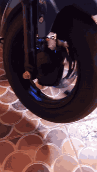 اسلام عليكم 
دراجة R9 
للبيع✅️
مواصفاتها✅️
موديل2025✅️
5بطاريات💯
لون زيتوني💯
شركة ويلي💯
نضافة 100 💯 
تاير جوبلس✅️
اشاير يمنة يسرة ودبل اشارة✅️
ابلوتوث ✅️
شاشة ايباد✅️
ابريك هايدروليك💯
اكلوب عالي ناصي💯
نضامR💯
تحتوي على سلة ومراية💯 
السعر 550وبيها مجال بصيط✅️
للإستفسار الاتصال على رقم ***********
