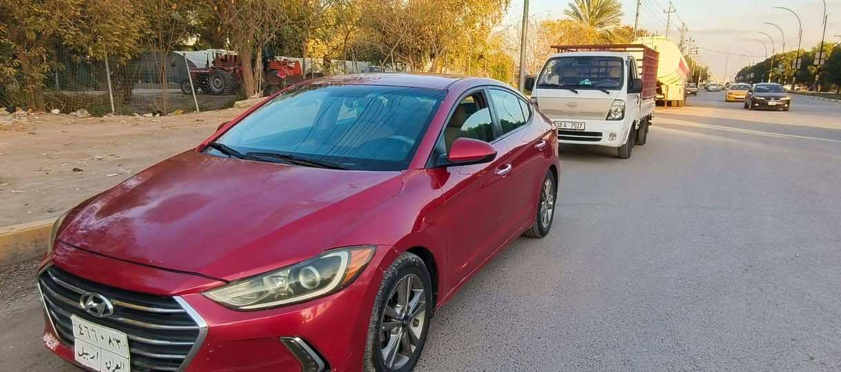 النترا موديل 2017
وارد امريكي.  مكينه 2000
رقم اربيل   105 وبيه مجال 

‏‪‏‪0 781 522 1186‬‏
