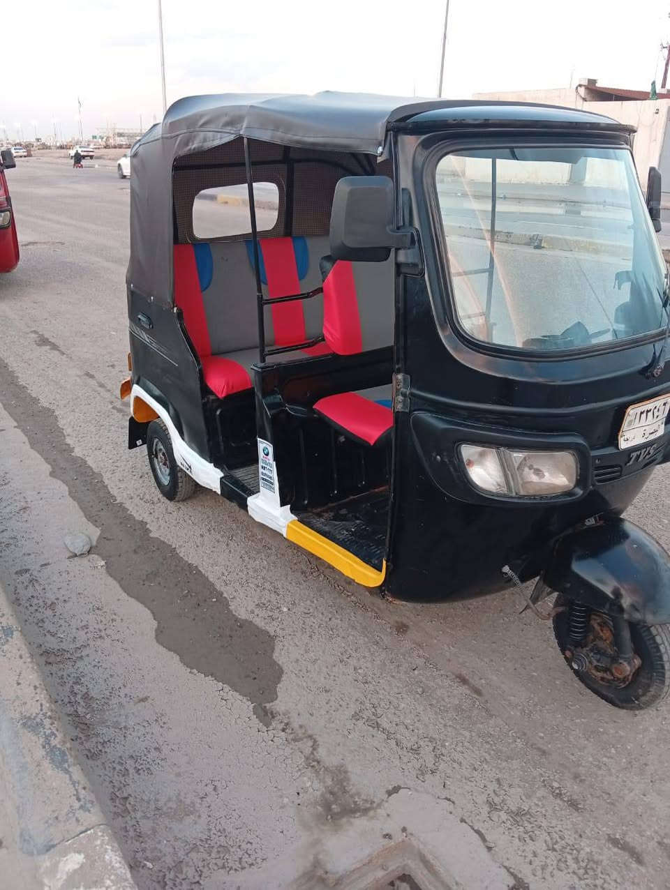 سلام عليكم ورحمه الله وبركاته 
تيك توك للبيع موديل 20شهر 12
جهازه محرك مجففت شركة 
البدي لا ضربه ولا بعده ولا صبغ 
سعر 5 في مجال كلش حديد رقم سنويه 
بصره حيانيه شارع 60 قرب جامع سيد نعمه 
***********
