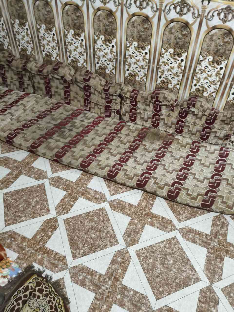 سلام عليكم شباب تخم البيع مو سفنج حبيبات الطول الطول ١٥ متر السعر ١٢٥ أو بي مجال حك الجيه ما متواجد عل فيس ***********
