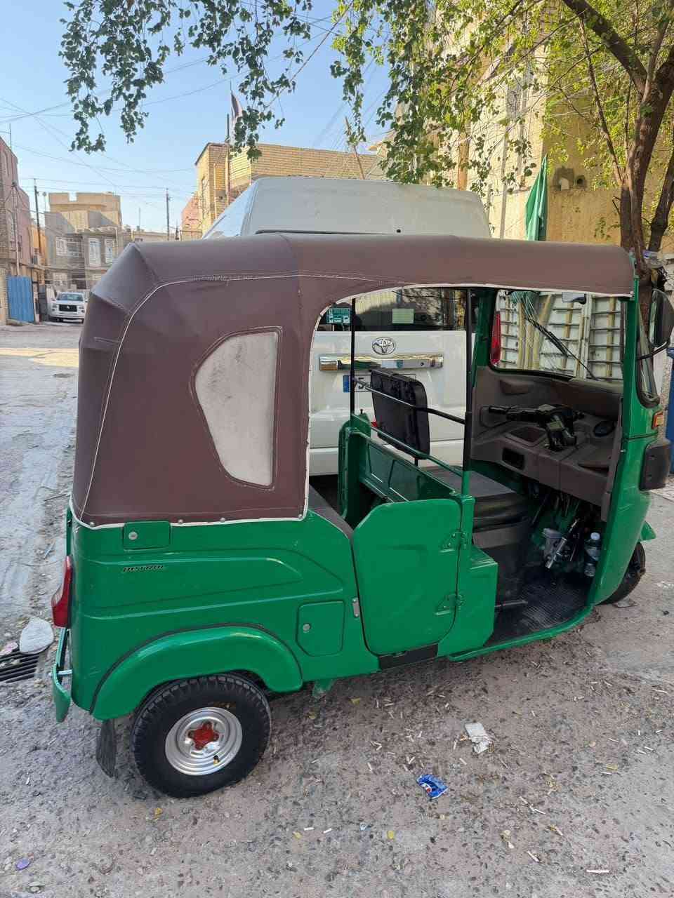 السلام عليكم تكتك لبيع موديل ٢٢جاهزه مكينه خير من الله رقم وسنويه الاستفسار الاتصال على الرقم *********** مكاني البياع
