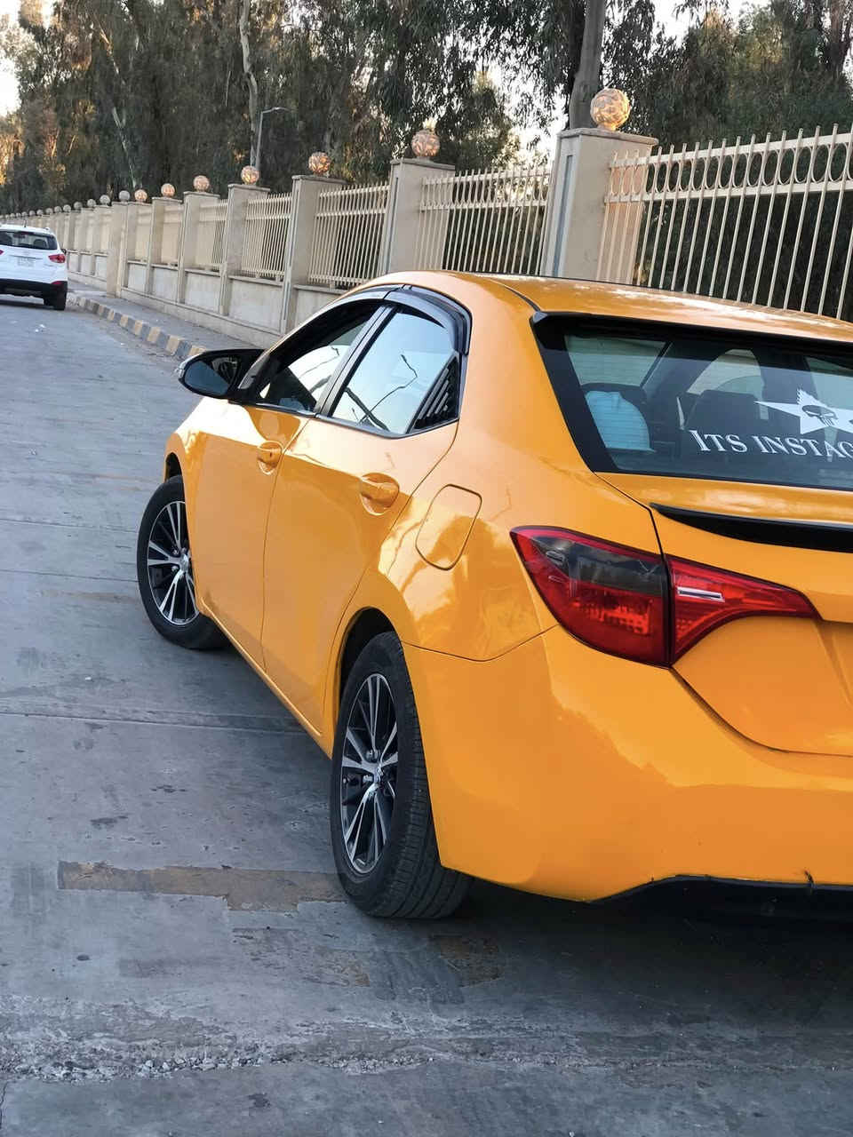 كورله 2014محدثه 2018
ضررها جاملغ ول بونيد امبدل بيها اربع اصابع بل شاصي 

يرادلها طخم ومشط استيرن

محرك كير شرط

سياره فول عدا البصمه 

سعرها 122 $

‭٠٧٥١ ٢٣٨ ٥٦٦٢‬

‭٠٧٧٧ ٨١٨ ٣٠٠٣‬

مكانها موصل كراج الكوير
