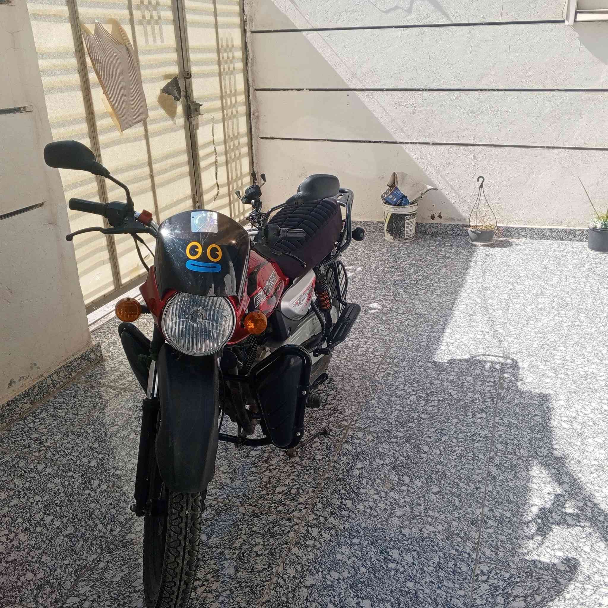 السلام عليكم دراجه بوكسر2022 للبيع رقم بغداد سنويه بسمي باقي على استلام الوحات 
 السعر 1550000الف قفل  للاستفسار الاتصال على الرقم ***********
