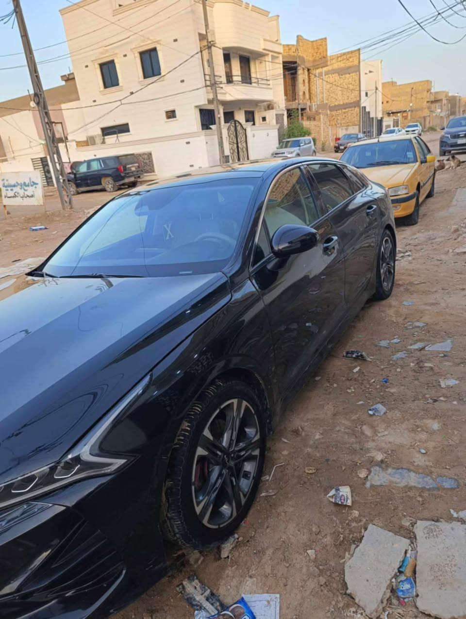 السلام عليكم
K5 2021 Ex اعلى فئه فول موصفات 

سياره جداً نظيفه وحلوه كلش معتنين بيهه 

140 $ وبيه مجال بسيط


**إذا كنت صاحب هذا الإعلان وتريد حذفه لأي سبب، رجاءا أرسل رسالة إلى الدعم الفني**