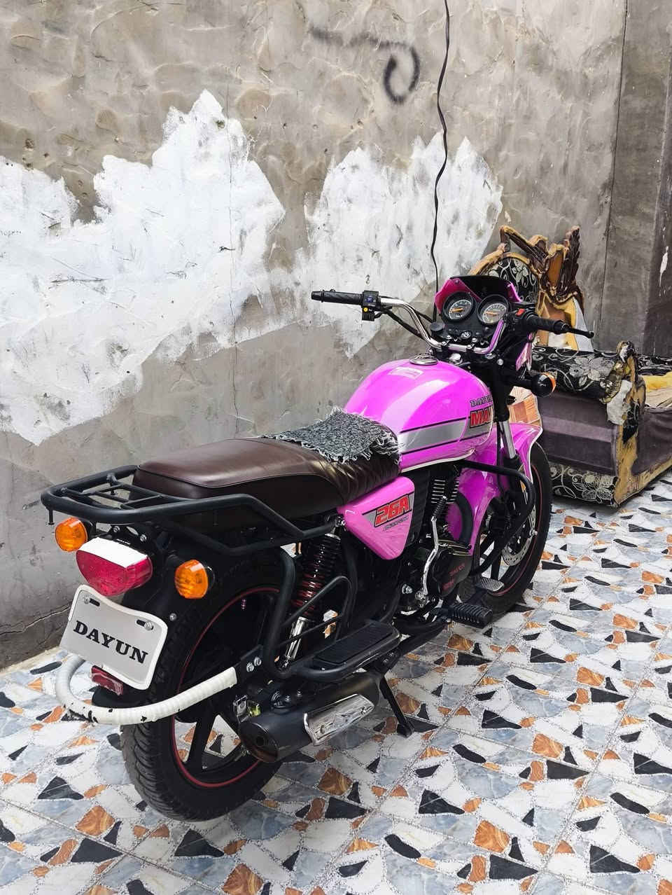 سلام عليكم دايون للبيع موديل 23 طالعه 25 اوراق سكنر الدراجه كفاله عامه دراجه جديده مكينه 200 كله شغال المكان بابل الحمزه الغربي 
السعر 1525 
‏‪0777 389 8263‬‏
