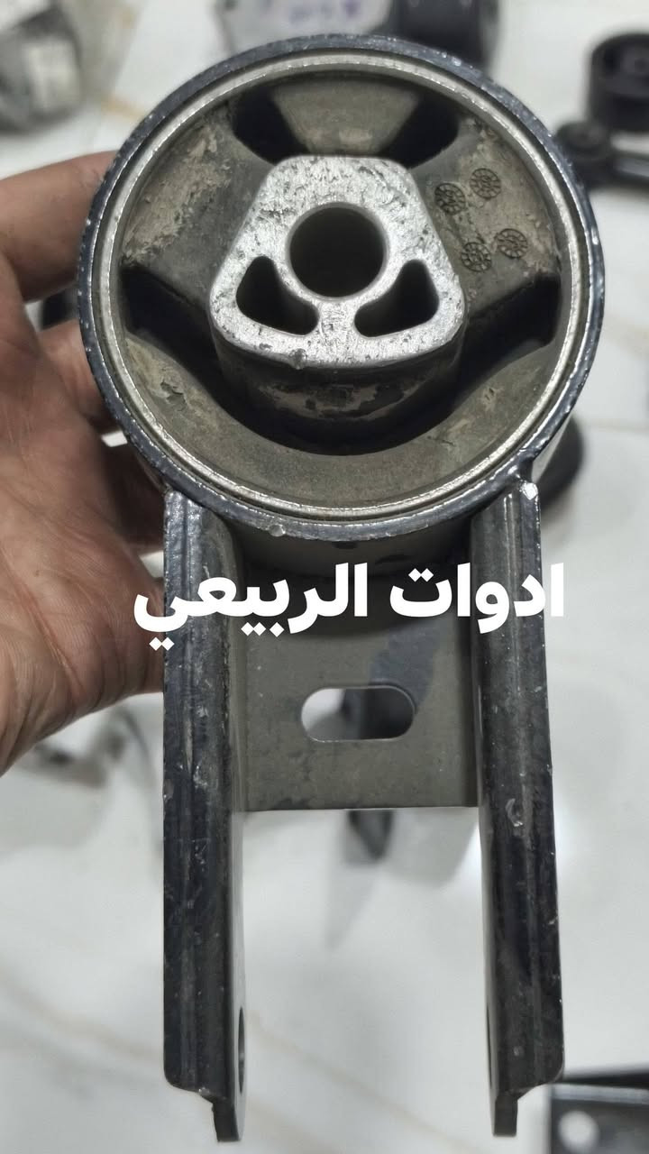 دچات محرك و گير شانجان ال سڤن L7 اصلي و قوي . تشدها تنساها و يرتاح بالك . 
توصيل متوفر لجميع المحافظات من خلال التواصل مع رقم الواتساب: ***********    و راح يوصلنك لباب بيتك بدون متتعب . 

للفائدة، شارك صفحة ادوات الربيعي  مع سواق الشانجان 🩵
