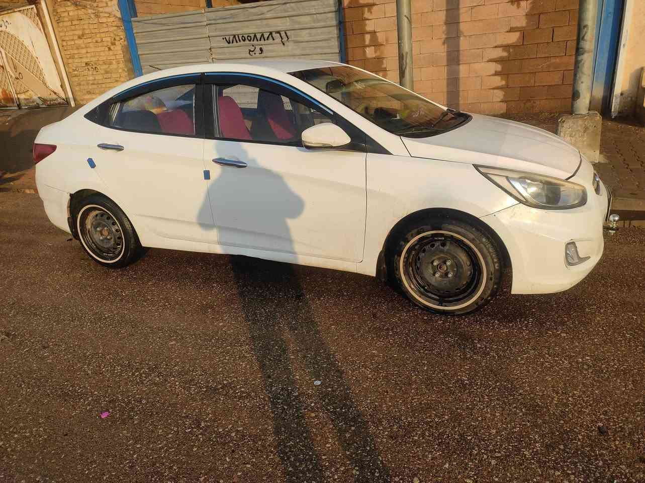 اكسنت للبيع موديل 17سياره جاهزه من كلشي بيها قطعه ونص صبغ وحالوب محرك 600السعر 92
***********
