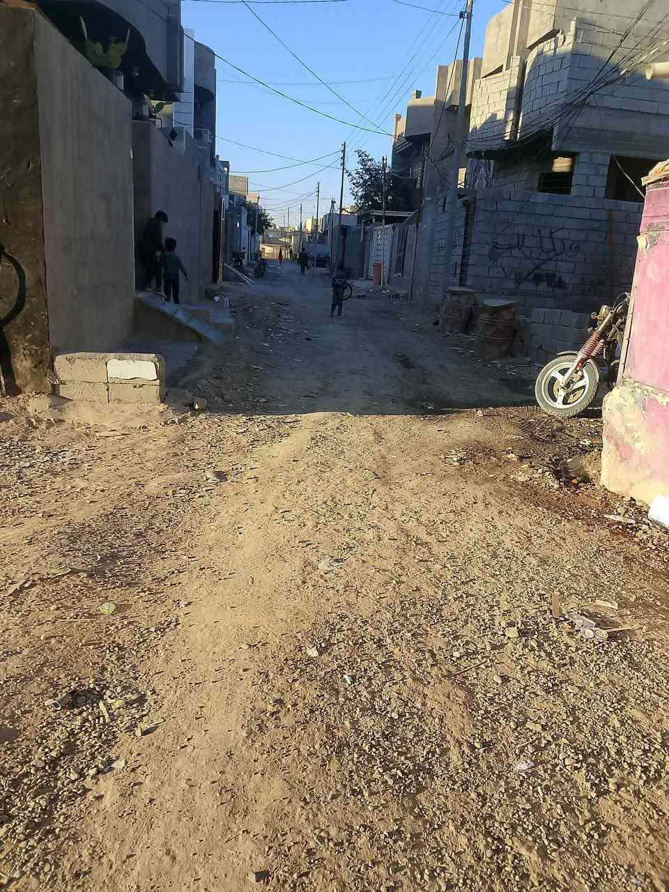 قطعه ارض 100متر للبيع جنس العقار سند 25 بسعر مناسب 15بيهه مجال موقع حي صدام مقابيل اسواق مخلد
رقم ***********
